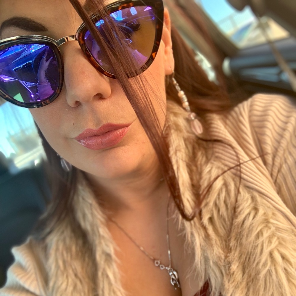 Meet your Posher, Drea